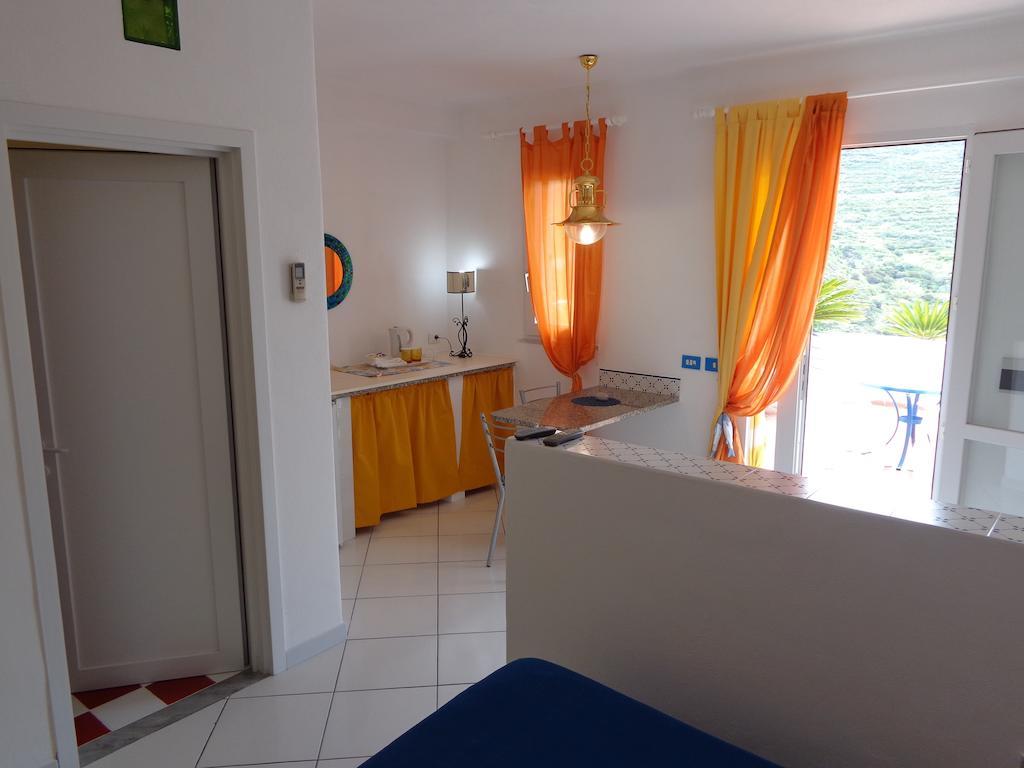 Villa Flavia - Adults Only Ponza Bagian luar foto