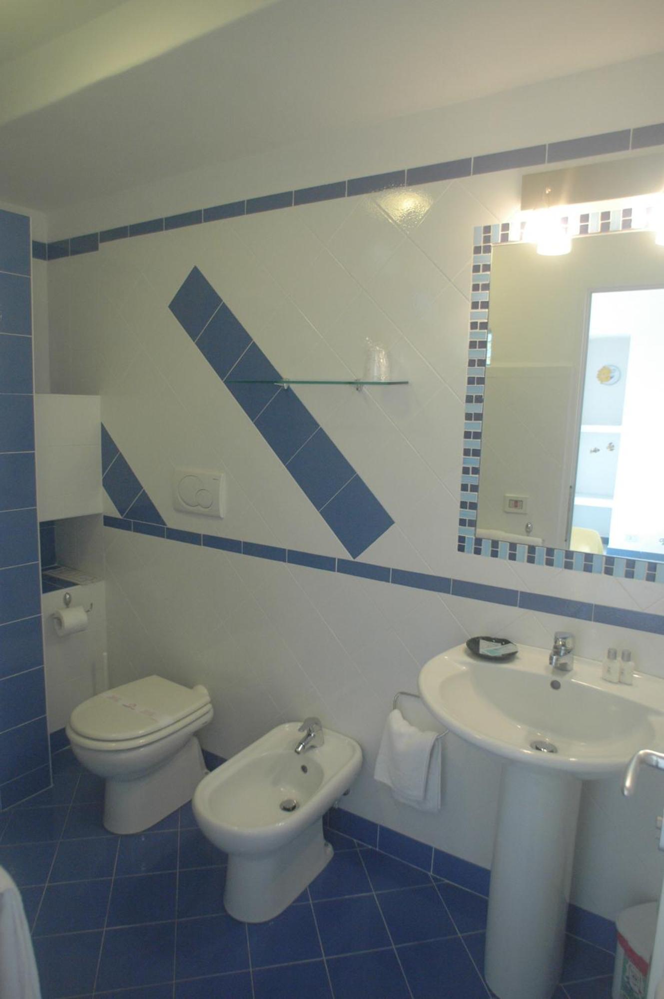Villa Flavia - Adults Only Ponza Bagian luar foto