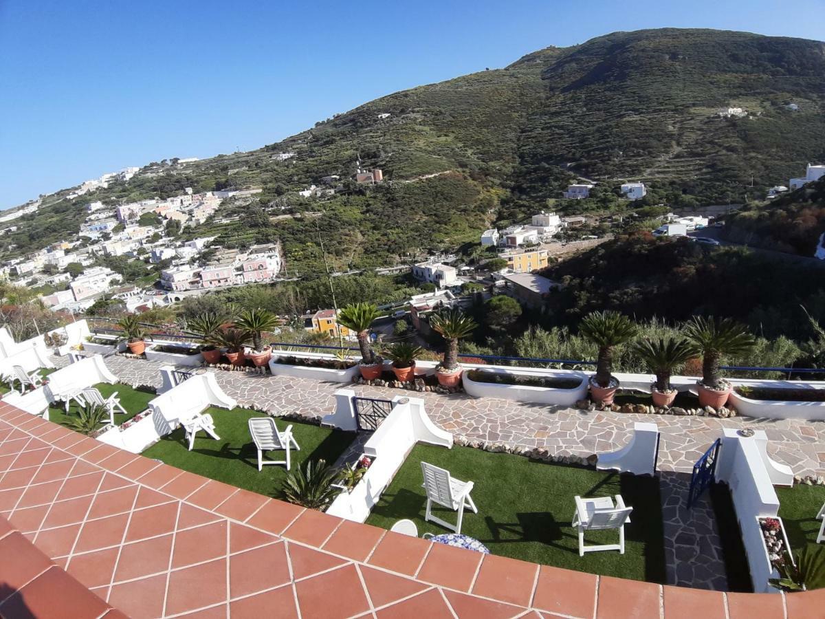 Villa Flavia - Adults Only Ponza Bagian luar foto